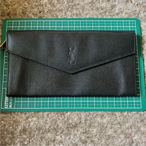 Yves Saint Laurent Black Leather Wallet - Picture 7 of 8